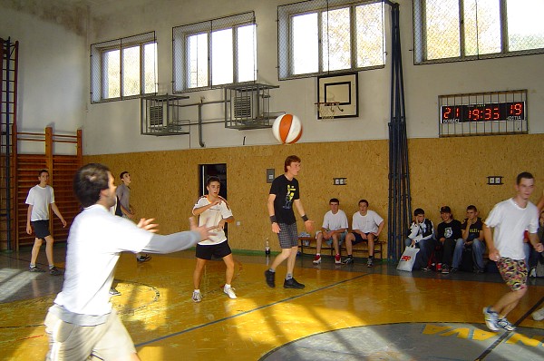 24-hodinový basketbal